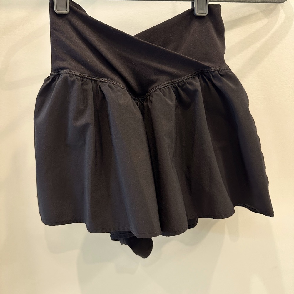 Aerie Crossover Flowy Short, black size xs, Offline by Aerie Real Me